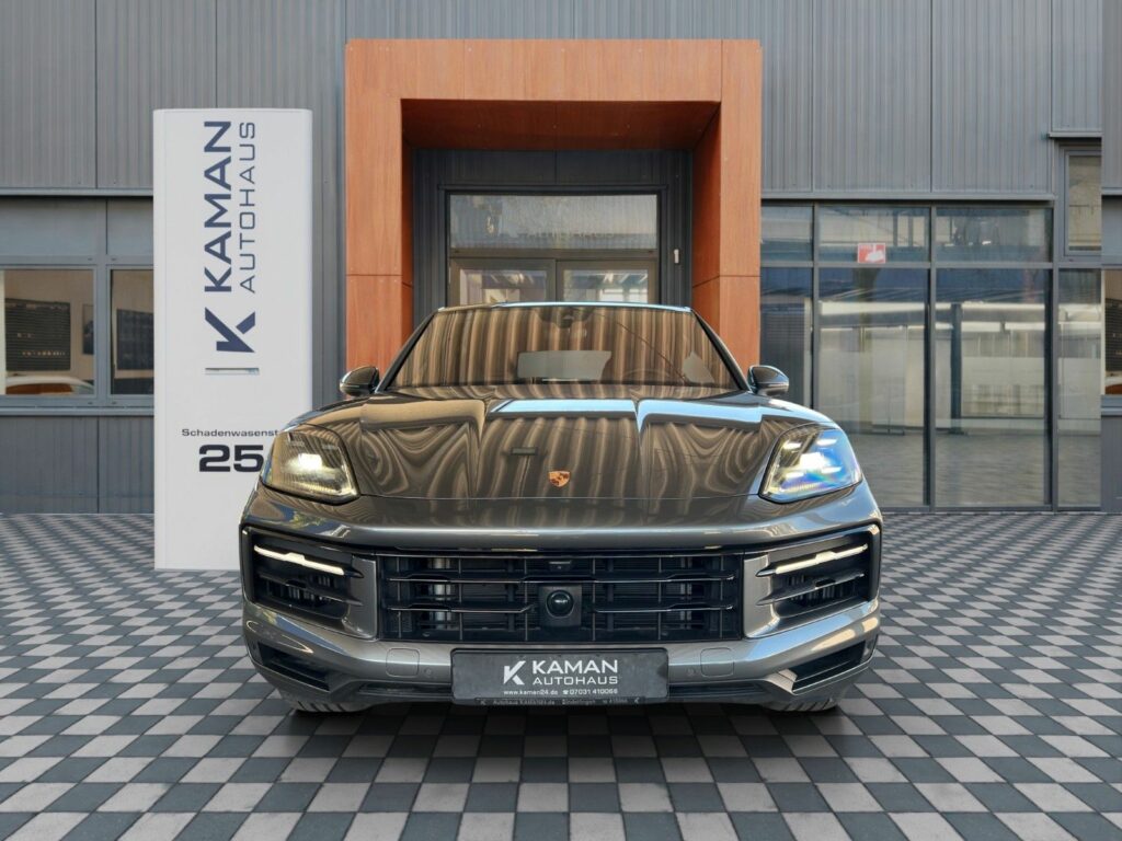 PORSCHE Cayenne Coupe E-Hyb 18Wege Hinterachsl. HeadUp 2