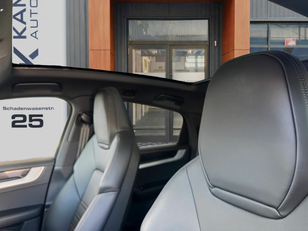 PORSCHE Cayenne Coupe E-Hyb 18Wege Hinterachsl. HeadUp 6