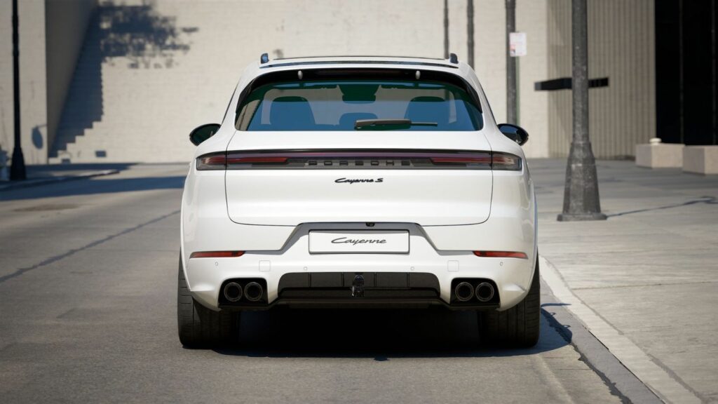 PORSCHE Cayenne S E-Hybrid Black Edition MY2026 8
