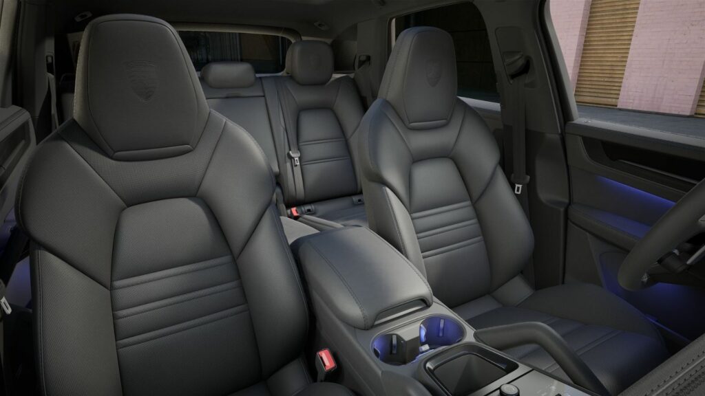 PORSCHE Cayenne S E-Hybrid Black Edition MY2026 10