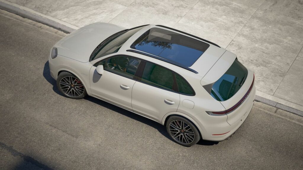 PORSCHE Cayenne S E-Hyb Sport Design 22"Turbo Massage 6