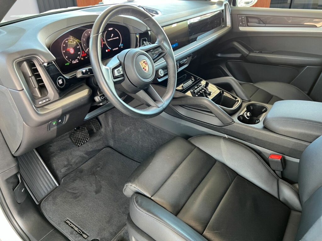 PORSCHE Cayenne E-Hyb Panorama 360K ACC 21"Alu 4