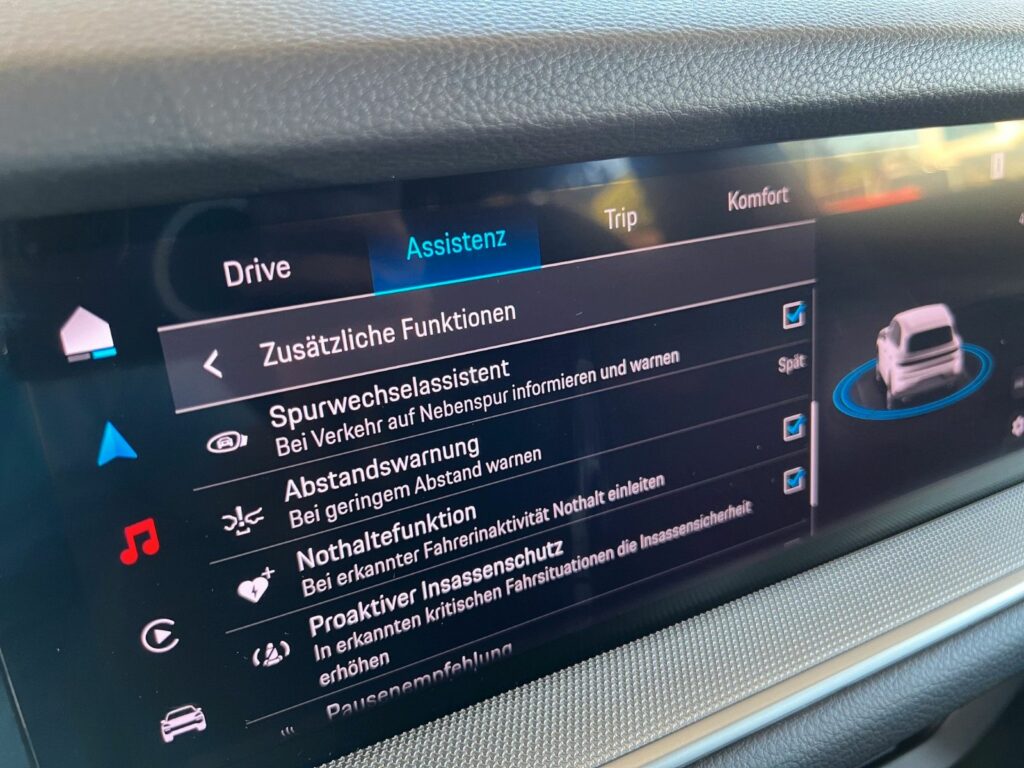 PORSCHE Cayenne E-Hyb Panorama 360K ACC 21"Alu 13
