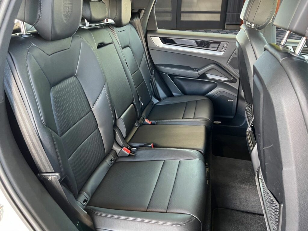 PORSCHE Cayenne E-Hyb Panorama 360K ACC 21"Alu 20