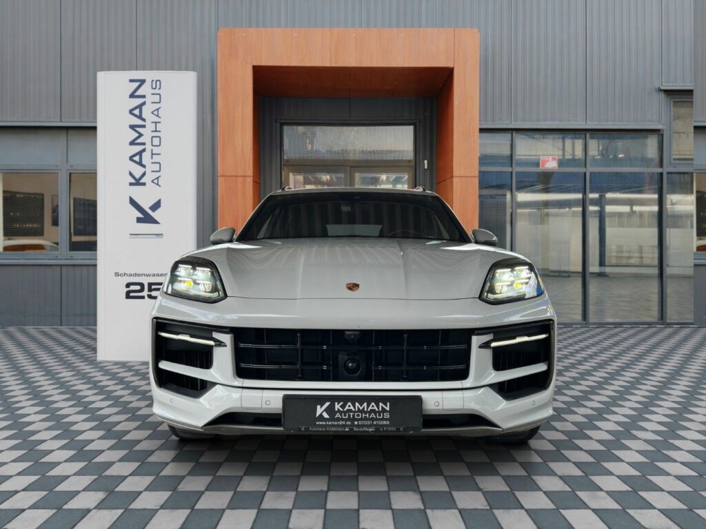 PORSCHE Cayenne S E-Hyb Sport Design Hinterachs Massage 2
