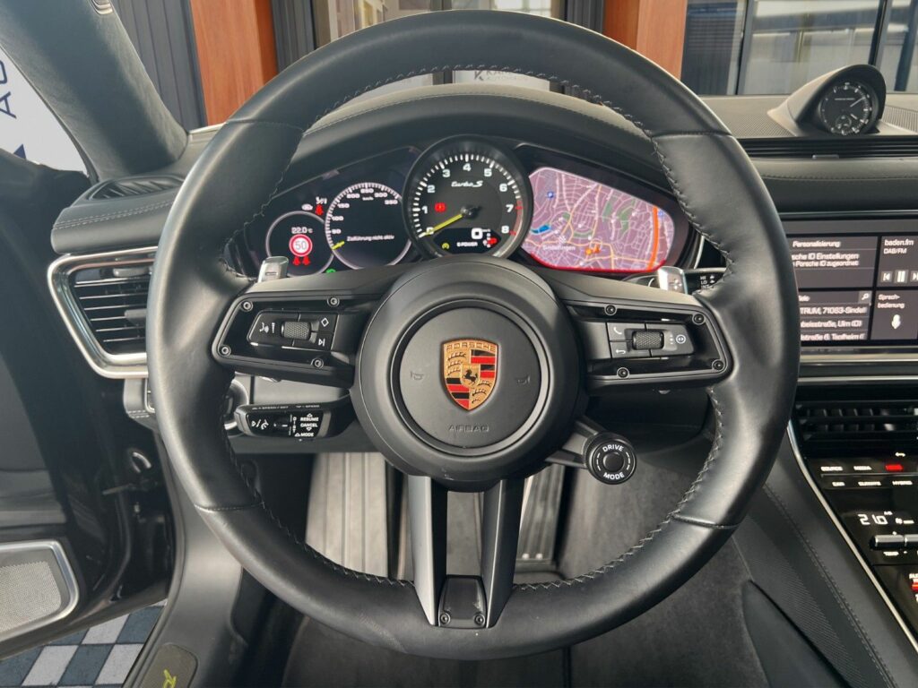 PORSCHE Panamera Turbo S E-Hyb. 100% Vollausstattung! 9