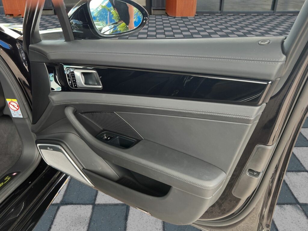 PORSCHE Panamera Turbo S E-Hyb. 100% Vollausstattung! 18