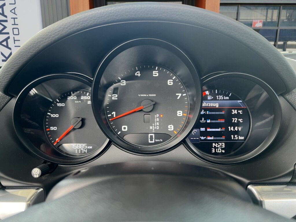 PORSCHE Boxster 981 PDK Black Edition SAGA Approved 10