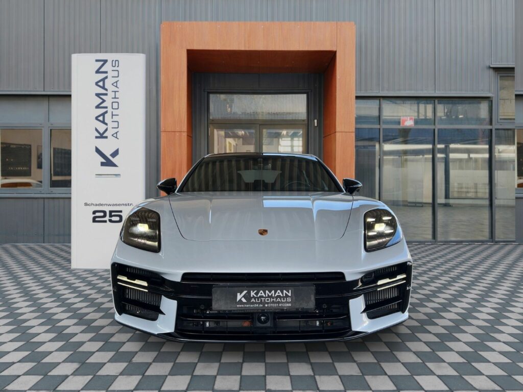 PORSCHE Panamera 4 E-Hyb Sport Design Sportabgas 21 Alu 2