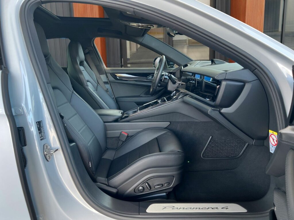 PORSCHE Panamera 4 E-Hyb Sport Design Sportabgas 21 Alu 5