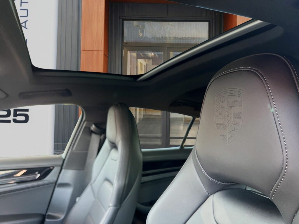PORSCHE Panamera 4 E-Hyb Sport Design Sportabgas 21 Alu 6